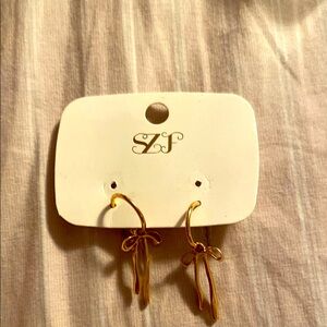 Gold Bow Earrings